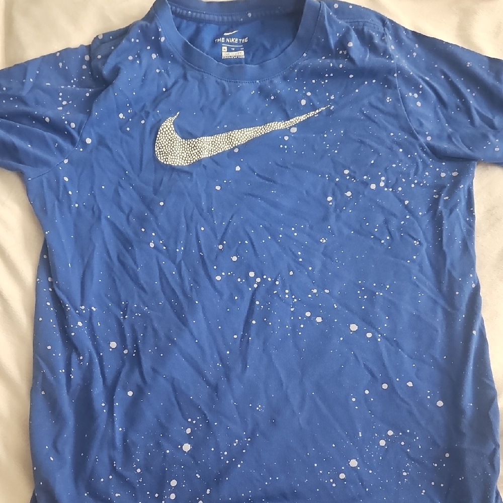 Nike Blue Short Sleeve Tee with Artistic Design